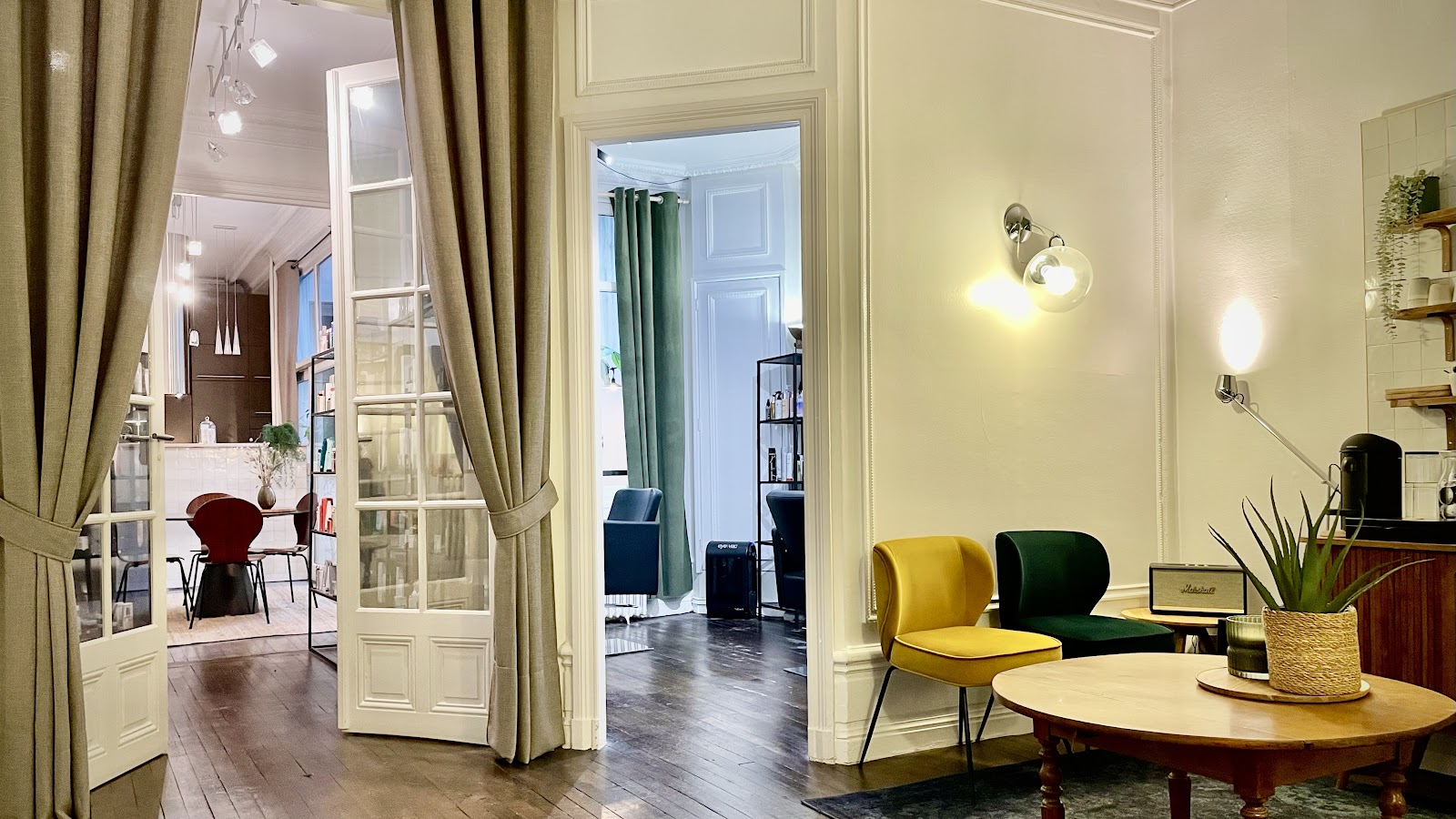 LE PETIT HÔTEL - Écrin de coiffure